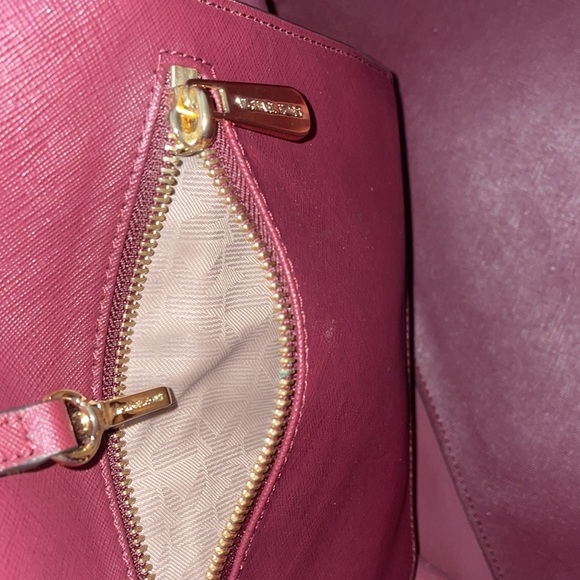 Michael Kors Jet Set Travel Bag/Tote Purse Burgundy - Picture 12 of 14